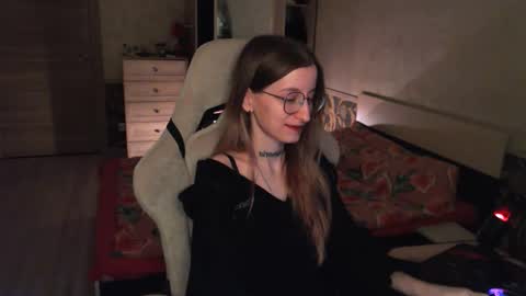 CATH online show from December 5, 7:33 pm