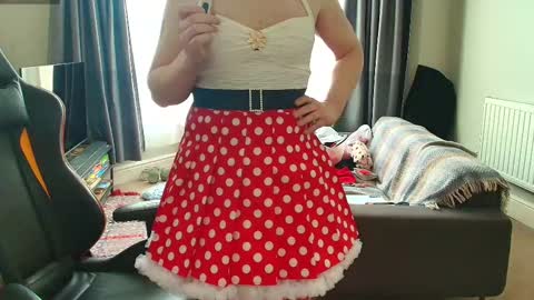 Catherinecuddles online show from March 13, 4:54 pm