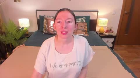 Catrin online show from April 18, 4:58 am