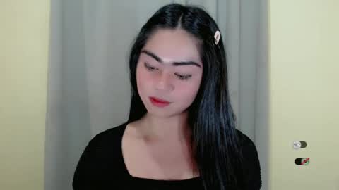 Snapshot of cathy_ho chatting on February 14, 6:29 pm cathy_ho online show from February 14, 6:29 pm