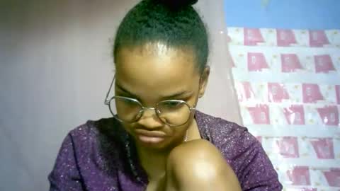 CathyXLisa online show from April 22, 6:53 am