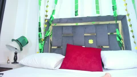 Catleya online show from March 26, 2:11 pm