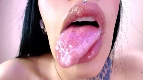 Cattleya online show from April 15, 4:38 am