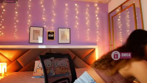 Cay online show from April 8, 3:09 am