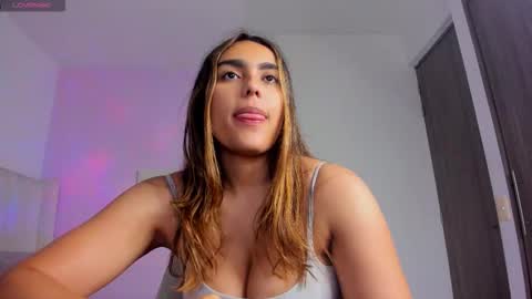 Cay online show from December 14, 10:10 am