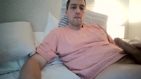 masked man online show from December 20, 7:21 pm