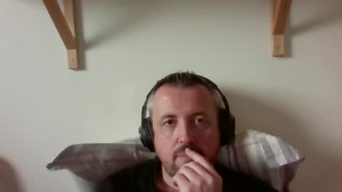 Snapshot of cebcool chatting on February 12, 11:51 am Sb online show from February 12, 11:51 am