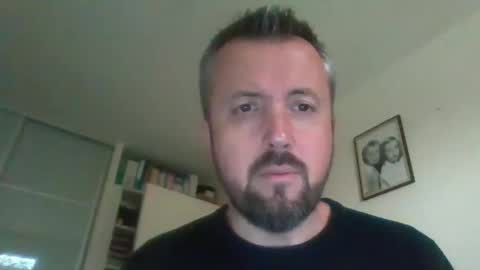 Snapshot of cebcool chatting on December 18, 8:53 am Sb online show from December 18, 8:53 am