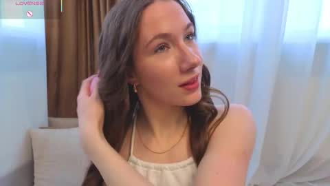 Josie Manesi online show from February 13, 6:17 am