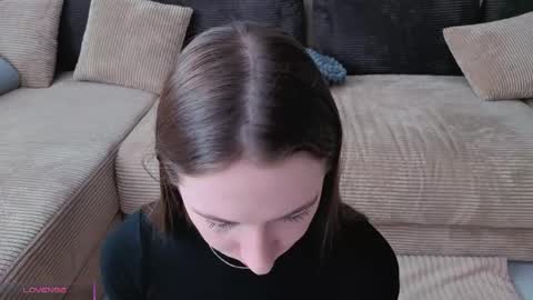 Josie Manesi online show from April 19, 6:25 am