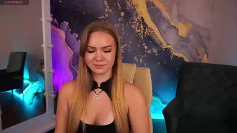 celestenoirr online show from June 16, 1:48 pm