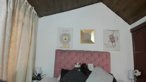 Celeste online show from November 4, 11:11 am