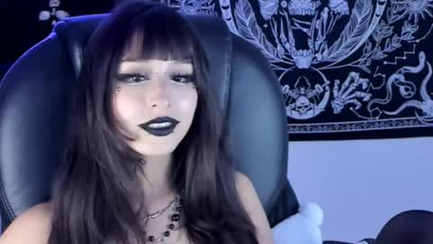   online show from September 24, 8:48 pm