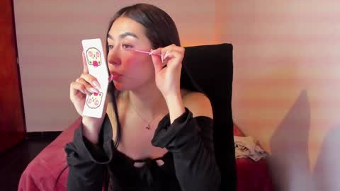 Celestineeeeee online show from January 9, 8:33 pm