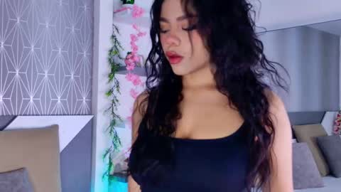 Snapshot of celine_lee chatting on September 24, 4:58 pm Celine online show from September 24, 4:58 pm