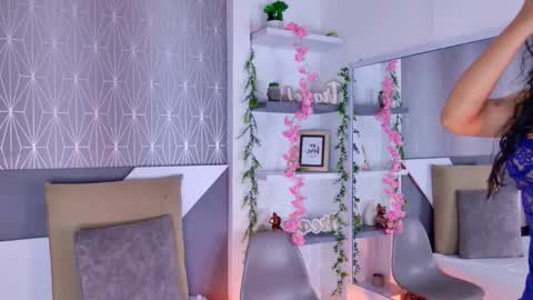 Snapshot of celine_lee chatting on September 23, 3:39 pm Celine online show from September 23, 3:39 pm