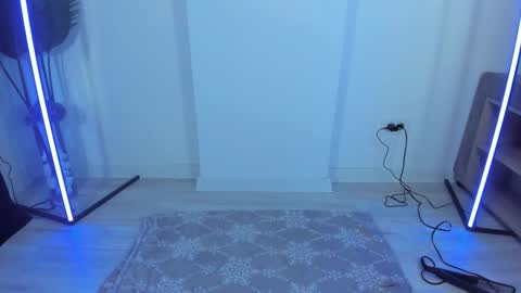 Celine Roxelle online show from November 7, 9:56 am