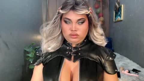 cellinekittcumerr online show from May 14, 12:03 pm