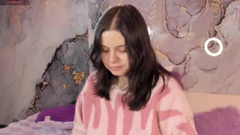 Hello guys my name is Sofi and Lizzie and  Vanessa online show from February 5, 4:16 am