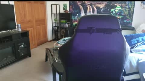 Marie online show from April 8, 5:38 pm