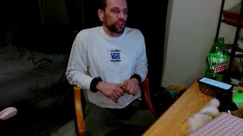 cguffey2284 online show from February 23, 10:23 pm