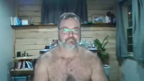chadmichaell online show from February 5, 12:47 am