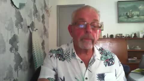 Champers online show from May 23, 12:01 pm
