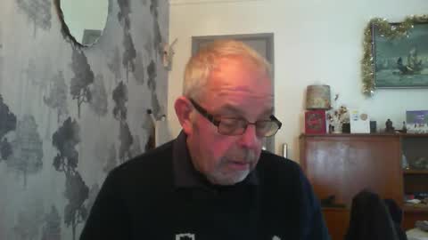 Champers online show from December 18, 11:02 am