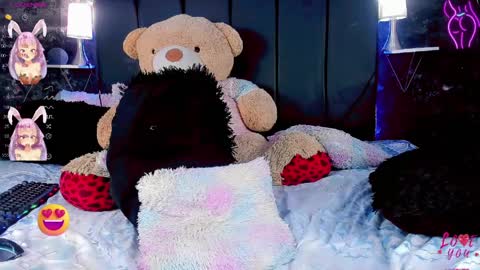 pamela online show from March 30, 4:45 am