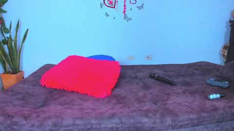  Chanel Parker  online show from March 7, 4:45 am