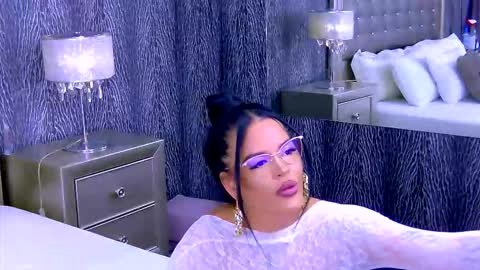 chanelledy1 online show from October 10, 2:39 am