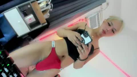 chantal_fuck online show from December 20, 5:58 am