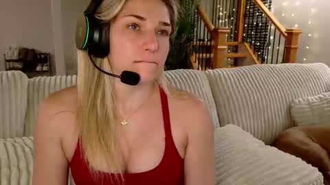 char  online show from March 11, 12:24 am