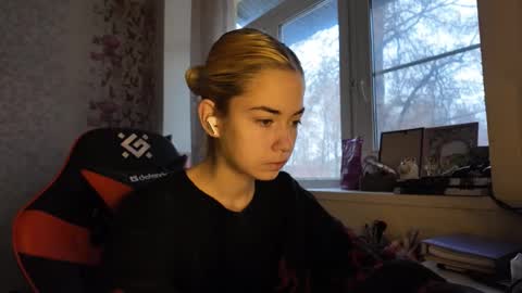 Nancy online show from November 26, 8:22 am