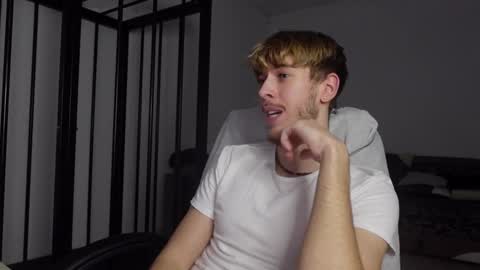 CHARLES SINS online show from February 2, 8:08 pm