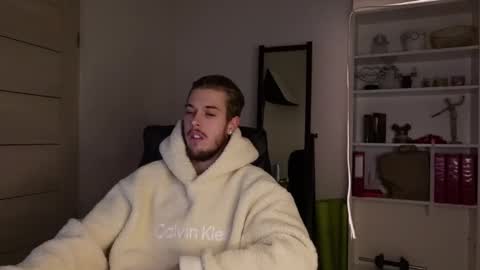 CHARLES SINS online show from February 15, 5:17 pm