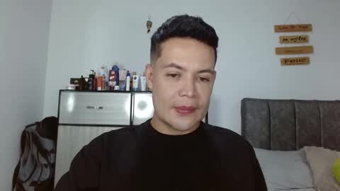 charli 4 online show from March 6, 11:37 pm