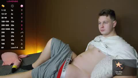 Charlie Smiley online show from November 19, 3:06 am