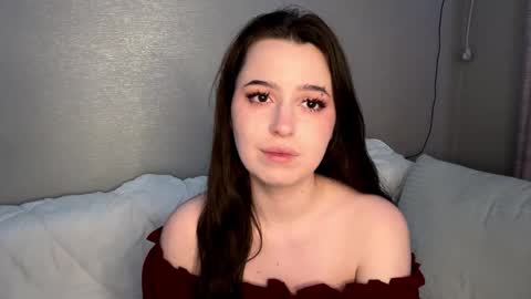 Freya online show from March 3, 6:26 pm