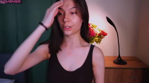 Yumi online show from June 4, 10:27 pm