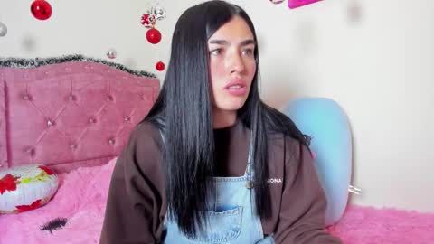 Charlothe online show from January 15, 11:02 pm