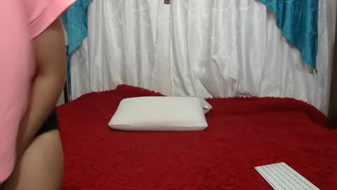 karinaa independent model online show from March 19, 3:12 am