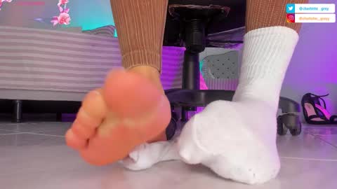 charlotte  grey online show from October 11, 8:45 pm