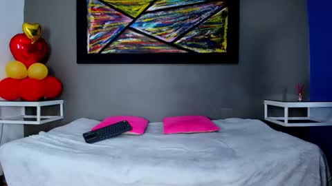 Snapshot of charlotte_curvy_ chatting on October 1, 9:46 pm Angelica Charlotte online show from October 1, 9:46 pm
