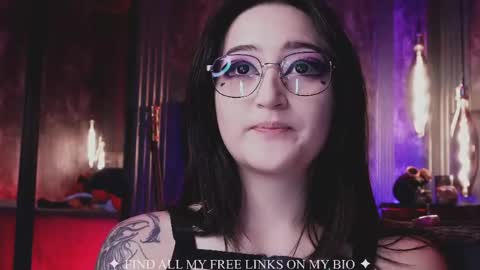 Charlotte online show from April 17, 9:50 pm