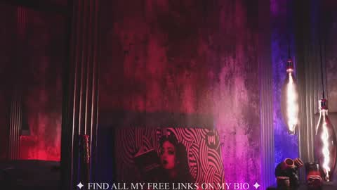 Charlotte online show from March 24, 4:02 pm