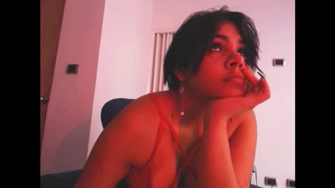 Charlotte Lia  online show from December 5, 4:38 pm