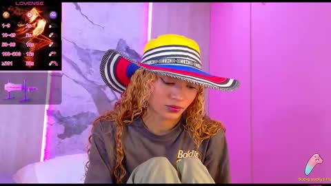 CHARLOTTE online show from November 27, 12:24 pm