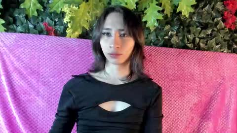  CHARLOTTE  online show from October 16, 4:12 am