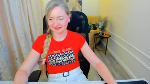 Charlotte online show from June 3, 2:33 pm